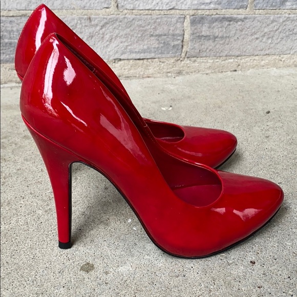 Pinup pumps - Picture 2 of 9